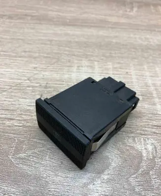 Volkswagen Transporter - Caravelle T4 Windscreen/window heater switch 3A0959621