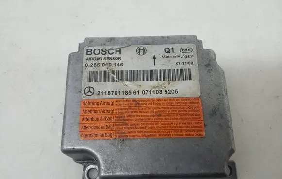 Mercedes-Benz CLS C219 Airbag control unit/module A2118701185