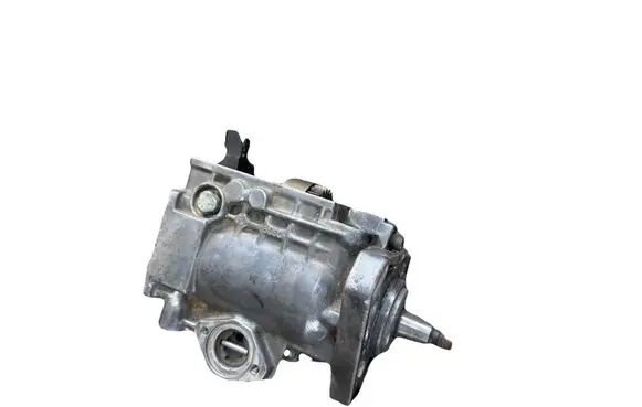 Audi 80 90 B3 Fuel injection high pressure pump 068130109N