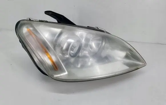Ford Focus C-MAX Headlight/headlamp