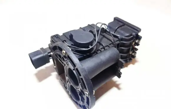 Hyundai Lantra II Mass air flow meter