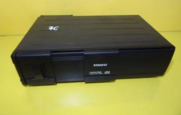 Renault Scenic I CD/DVD changer 8200002589A