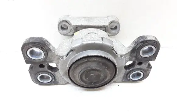 Volvo V70 Engine mount bracket 8G9N7M121AA
