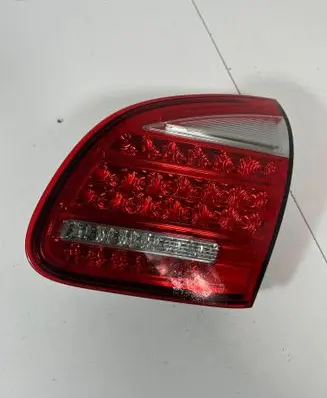 Porsche Cayenne (92A) Tailgate rear/tail lights 7P5945094