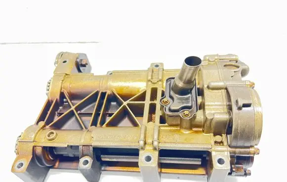 Mercedes-Benz C W203 Oil pump R2710340503 2711810080