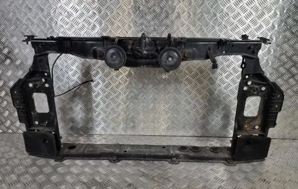 Hyundai i40 Radiator support slam panel