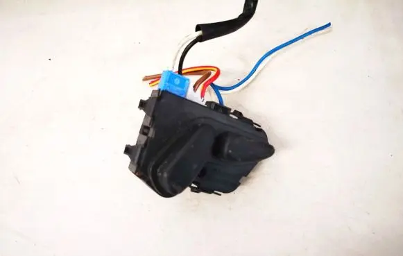 Mercedes-Benz E W210 Seat control switch 2108213851 03463815
