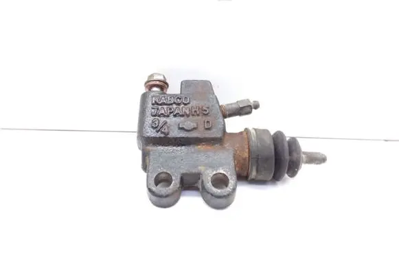 Clutch slave cylinder