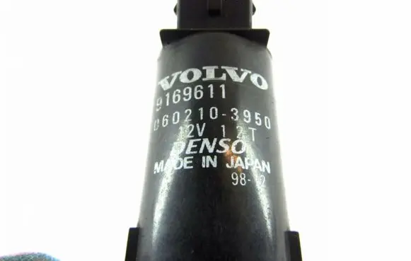 Volvo S70 V70 V70 XC Windscreen/windshield washer pump 0602103950