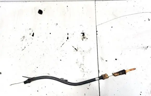 Skoda Fabia Mk2 (5J) Oil level dip stick 06a103663a