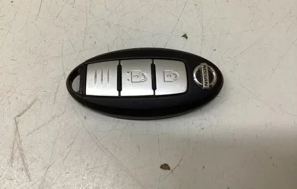 Nissan Qashqai Ignition key/card 