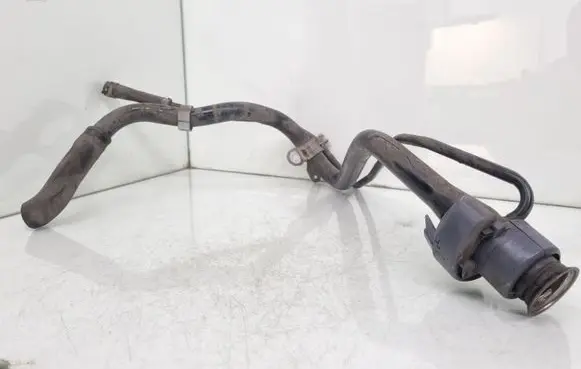 Toyota Auris E180 Fuel tank filler neck pipe 