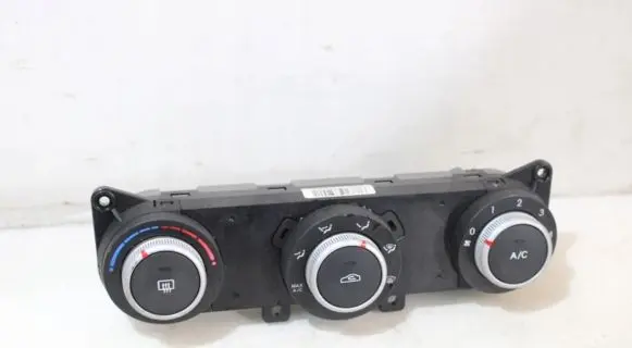 KIA Ceed Interior fan control switch 