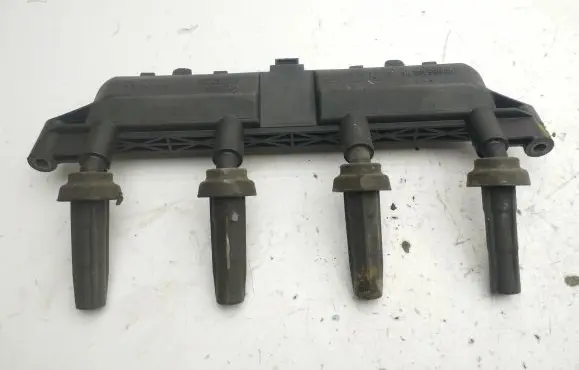Peugeot 206 High voltage ignition coil 9628158580