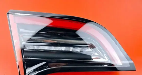 Tesla Model 3 Tailgate rear/tail lights 1502088 150208800B