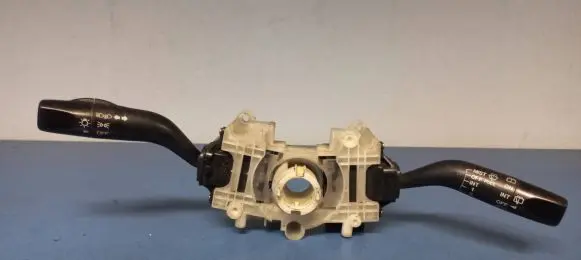 Mazda Premacy Indicator stalk 17B366