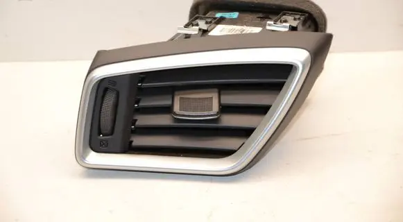 Nissan Qashqai Dashboard side air vent grill/cover trim 68761HV00A 10906
