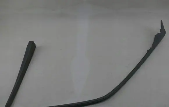 Mercedes-Benz E W124 Front door glass trim molding
