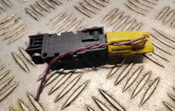 Audi A4 S4 B7 8E 8H Airbag deployment crash/impact sensor 8E0959651A