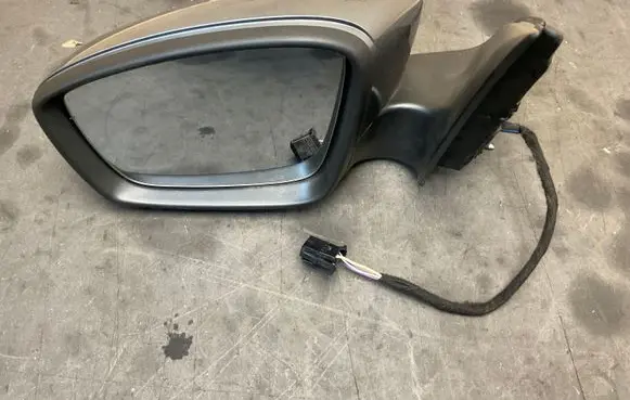 Seat Toledo IV (NH) Front door electric wing mirror 5JC857407 5J0857407 5JA857933