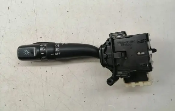 Toyota Avensis T250 Indicator stalk 8414005140
