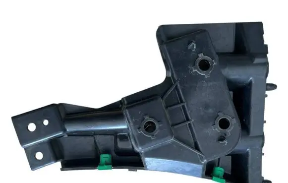 Volvo V60 Front bumper mounting bracket 31323833