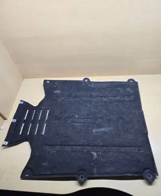 Porsche Macan (95B) Engine splash shield/under tray