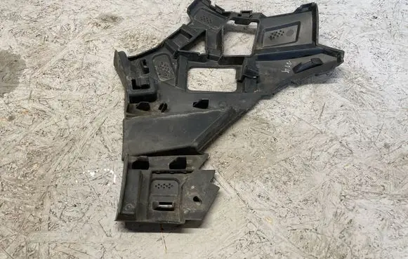 Renault Megane IV Front bumper mounting bracket 620438925R