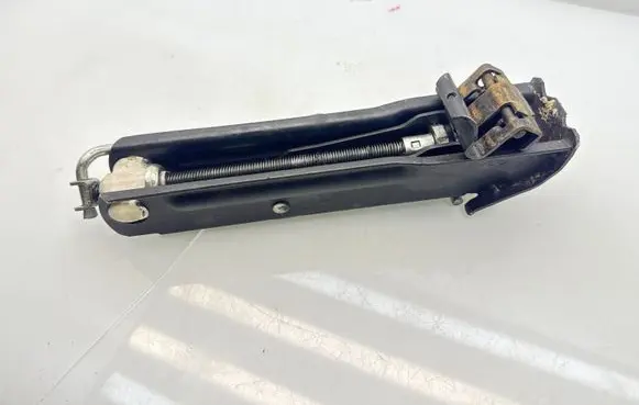Volkswagen PASSAT B6 Lift Jack