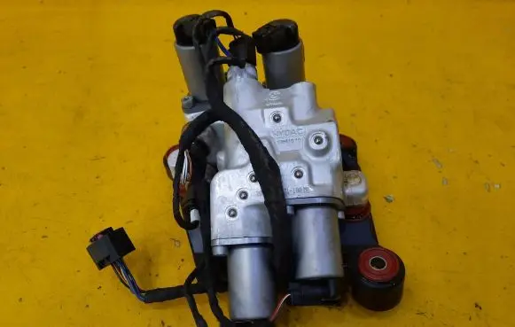 BMW 7 F01 F02 F03 F04 Valve 9178791