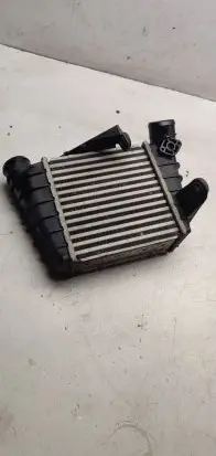 Volkswagen Polo IV 9N3 Intercooler radiator 6q0145804G
