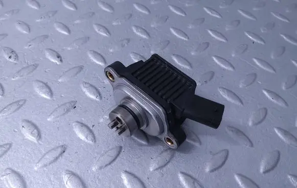 Audi Q7 4M Camshaft vanos timing valve 059906048G