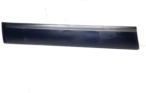 Nissan Qashqai+2 Front door trim (molding) 80871BR01A