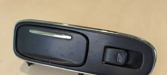 Jaguar XJ X350 Electric window control switch 2W9314717AA