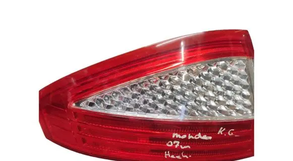 Ford Mondeo MK IV Rear/tail lights 7S7113405A