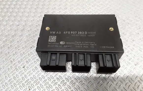 Audi A6 S6 C6 4F Tow bar trailer control unit/module 4F0907383D