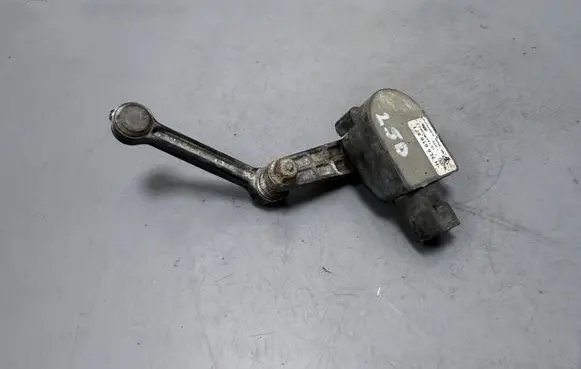 Volkswagen Touareg I Headlight/headlamp level sensor 7L6616571 15160100622