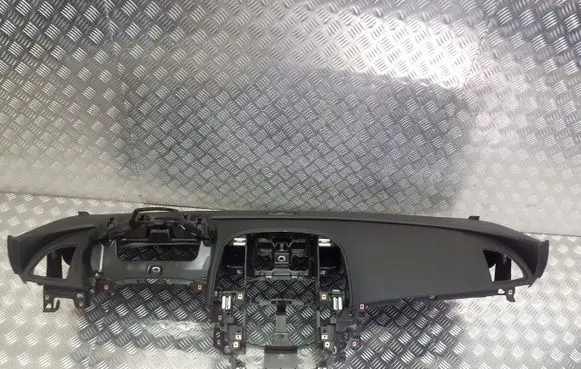 Opel Astra J Dashboard 