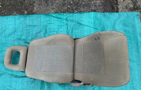 Mitsubishi Pajero Front passenger seat MB749394