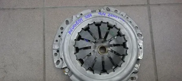 Peugeot 207 Clutch set kit 9656899980