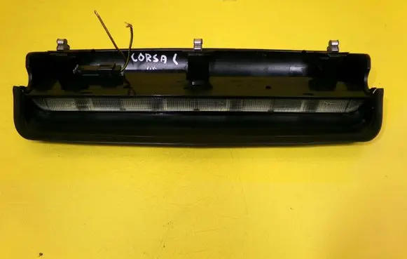 Opel Corsa C Third/center stoplight 09114502