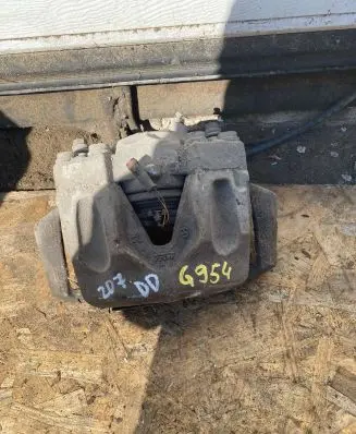 Mercedes-Benz E C207 W207 Front brake caliper 5444C60 G954