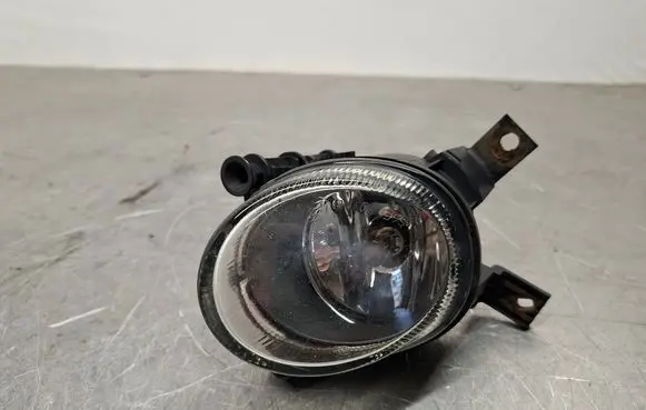Audi A4 S4 B7 8E 8H Front fog light 8E0941700C