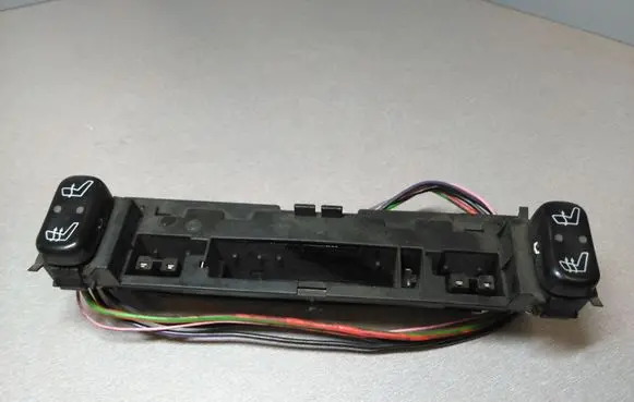 Mercedes-Benz E W210 Seat heating switch 2108200151