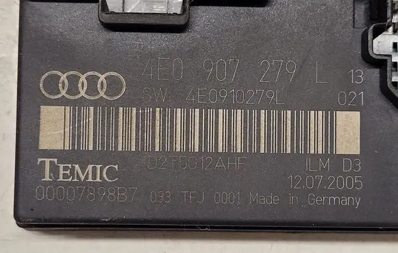 Audi A8 S8 D3 4E Comfort/convenience module 4E0907279 4E0910279 D2T5G12AHF