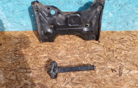 Toyota Proace Front axle beam 