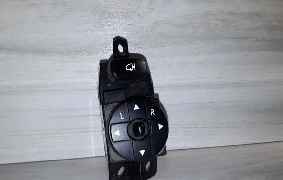 KIA Carnival Wing mirror switch 935404D100