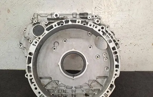 Mercedes-Benz E W213 Timing chain cover A6540108401