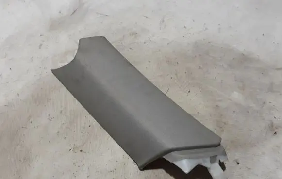 Audi Q5 SQ5 (D)pillar trim (top) 8R0867288