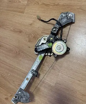 Ford Probe Front door window regulator with motor
